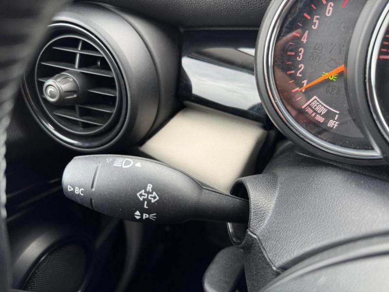 Occasion MINI Mini 5 Portes One 102ch 112g 2017 Midnight Black 10990 € à Lesménils