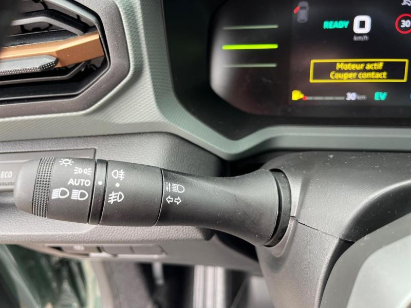 Occasion DACIA Duster 1.6 hybrid 140ch Extreme+ 2025 Kaki Lichen 28389 € à Lesménils