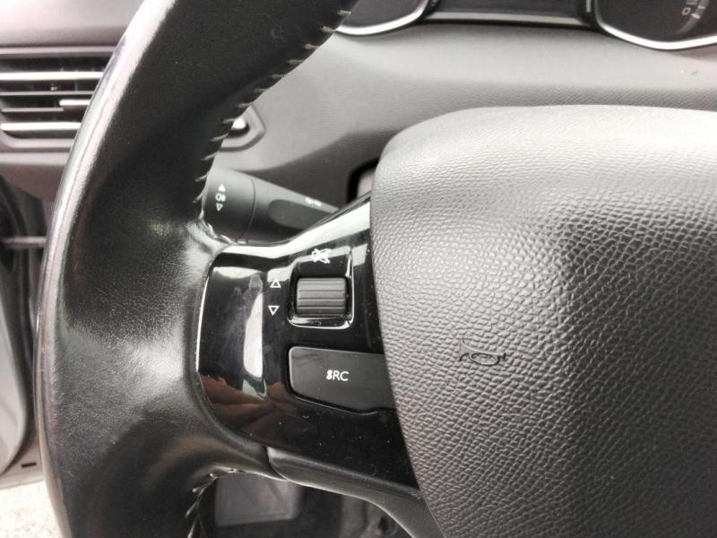 Occasion PEUGEOT 308 1.6 HDi FAP 92ch Active 5p 2014 Gris 9490 € à Lesménils