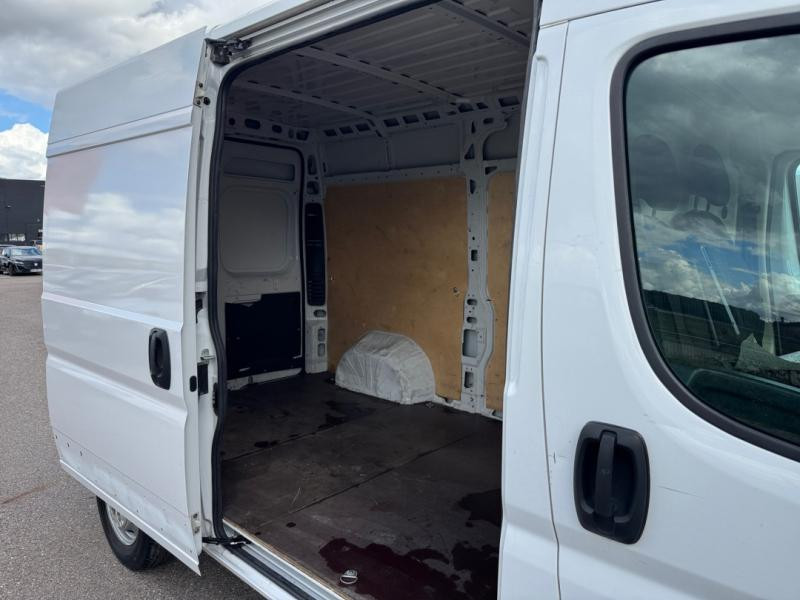 Used PEUGEOT Boxer Fg 333 L2H2 2.2 BlueHDi S&S 140ch Premium 2022 Blanc Icy € 21990 in Lesménils