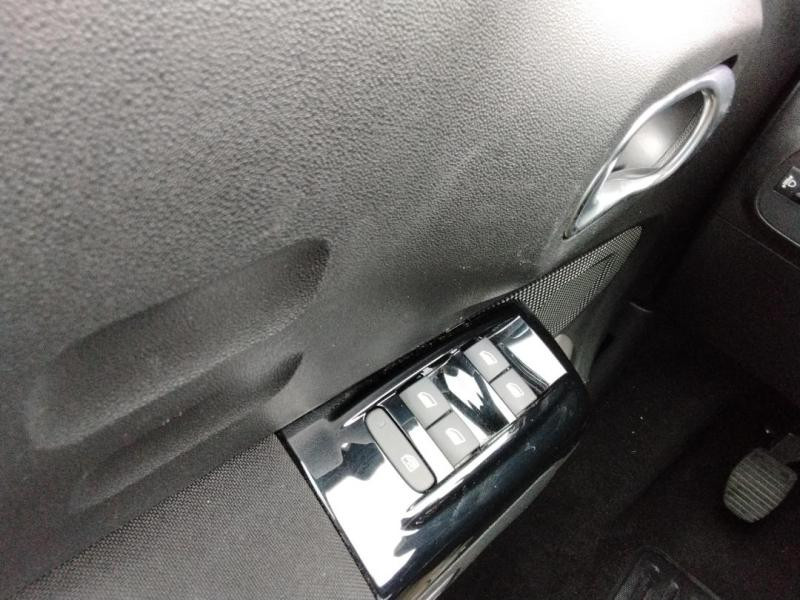 Used CITROEN C3 PureTech 82ch Shine S&S E6.d 2019 Noir Perla Nera - Rouge Aden € 9689 in Lesménils