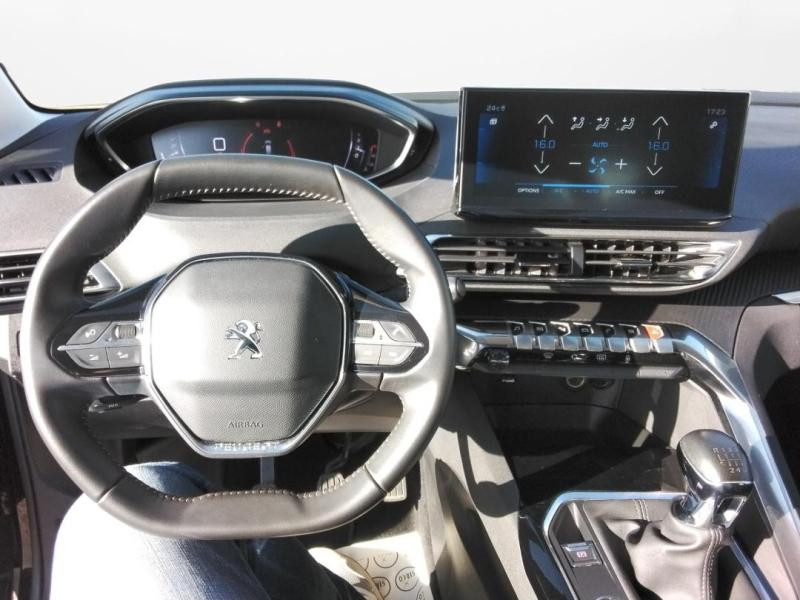 Used PEUGEOT 3008 1.5 BlueHDi 130ch S&S Active Pack 2023 Noir Perla Nera (M) € 22490 in Lesménils