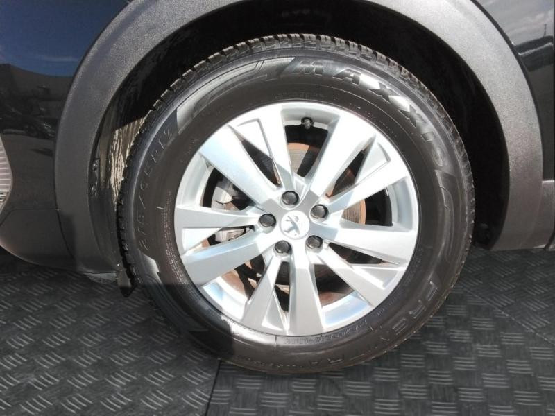 Used PEUGEOT 3008 1.5 BlueHDi 130ch S&S Active Pack 2023 Noir Perla Nera (M) € 22490 in Lesménils