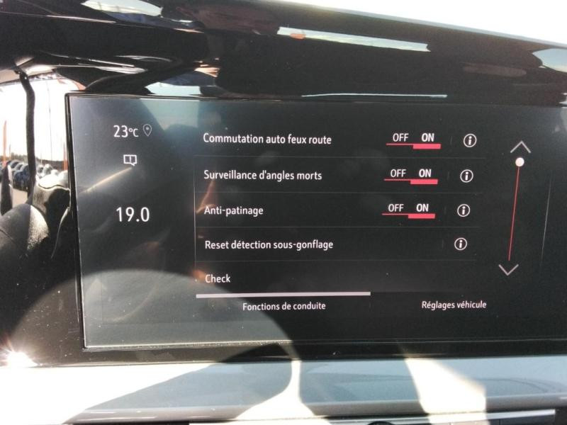 Occasion OPEL Mokka 1.2 Turbo 130ch Elegance BVA8 2023 Vert 18990 € à Lesménils