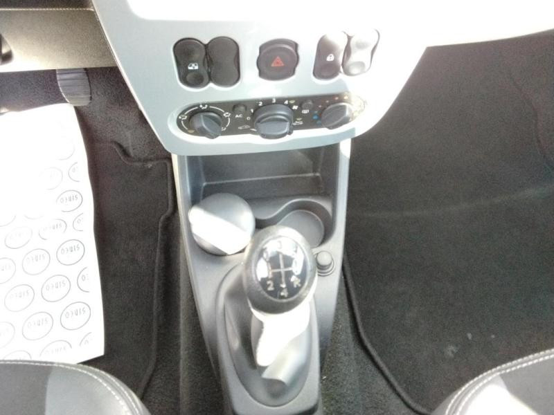Used DACIA Sandero 1.6 16v 105ch Bioéthanol Stepway 2012 Gris Comète € 7990 in Lesménils