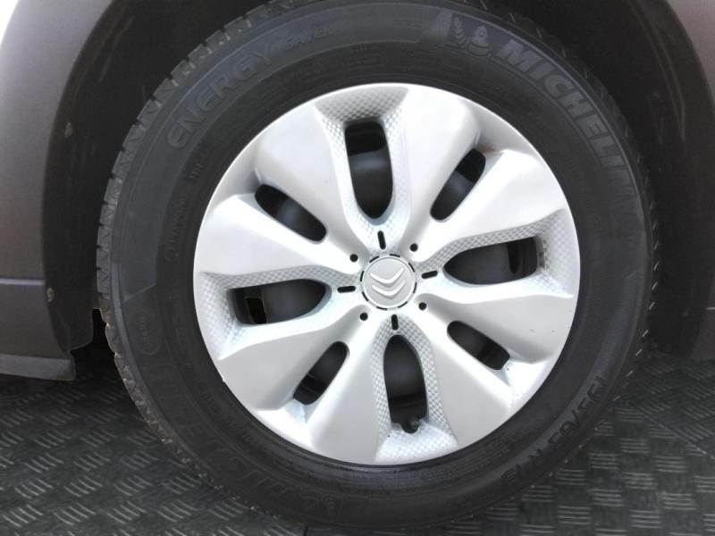 Used CITROEN C3 PureTech 82ch Graphic S&S E6.d 2019 Blanc Banquise - Noir Onyx € 8990 in Lesménils