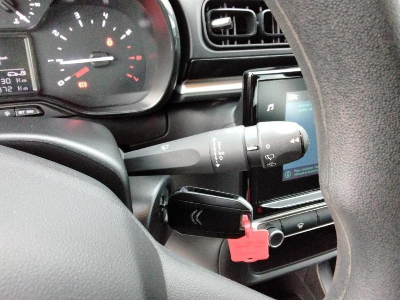 Used CITROEN C3 PureTech 82ch Graphic S&S E6.d 2019 Gris Platinium - Noir Onyx € 8990 in Lesménils