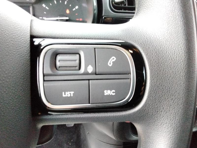 Used CITROEN C3 PureTech 82ch Graphic S&S E6.d 2019 Gris Platinium - Noir Onyx € 8990 in Lesménils