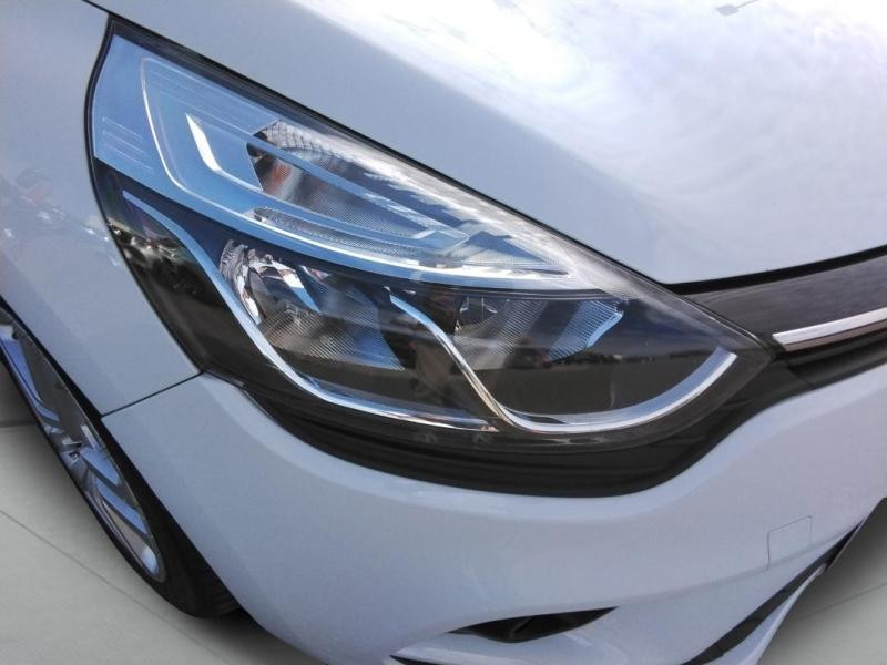 Occasion RENAULT Clio 1.5 dCi 90ch energy Business 5p Euro6c 2018 Blanc 10989 € à Lesménils