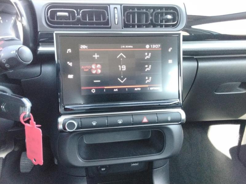 Used CITROEN C3 PureTech 110ch Graphic S&S E6.d 6cv 2020 Gris Acier - Noir Onyx € 10290 in Lesménils