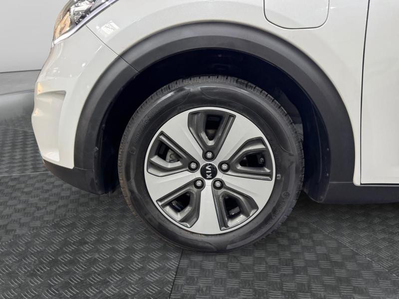Occasion KIA Niro 1.6 GDi 105ch ISG + Plug-In 60.5ch Design DCT6 2017 Blanc Celeste 15290 € à Lesménils