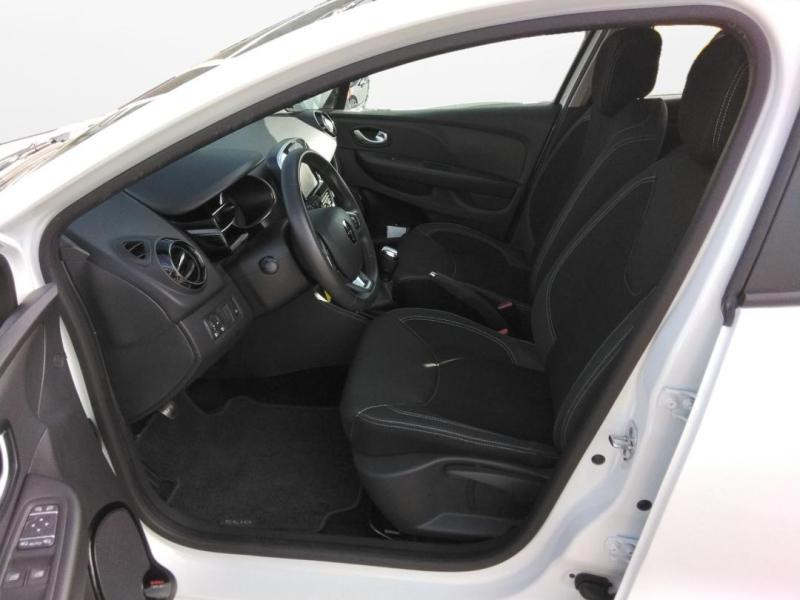 Occasion RENAULT Clio 1.5 dCi 90ch energy Business 5p Euro6c 2018 Blanc 10989 € à Lesménils