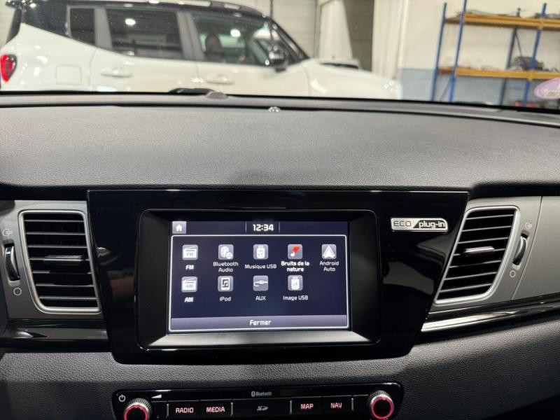 Occasion KIA Niro 1.6 GDi 105ch ISG + Plug-In 60.5ch Design DCT6 2017 Blanc Celeste 15290 € à Lesménils