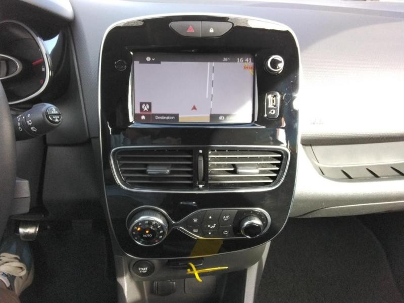 Occasion RENAULT Clio 1.5 dCi 90ch energy Business 5p Euro6c 2018 Blanc 10989 € à Lesménils