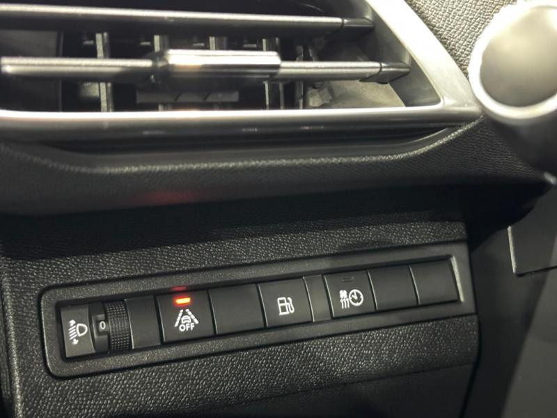Used PEUGEOT 3008 HYBRID 225ch Roadtrip e-EAT8 2023 Gris Artense (M) € 25990 in Lesménils