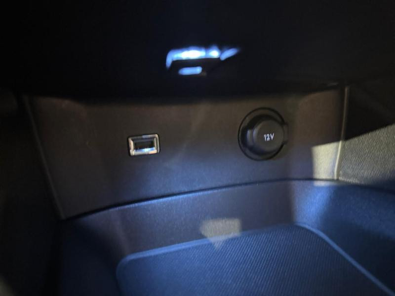 Used PEUGEOT 3008 HYBRID 225ch Roadtrip e-EAT8 2023 Gris Artense (M) € 25990 in Lesménils