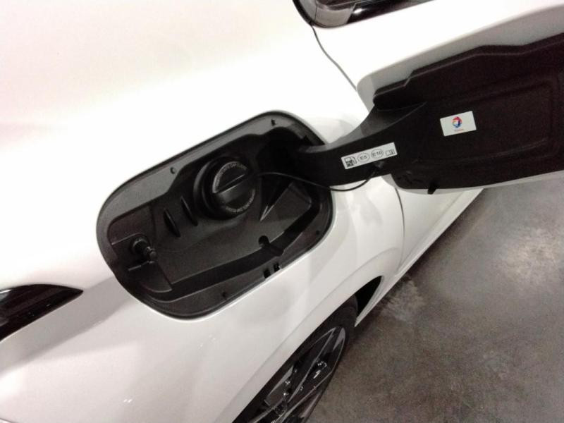 Used PEUGEOT 308 1.2 PureTech 130ch S&S Allure Pack 2023 Blanc Okénite (M) € 18990 in Lesménils