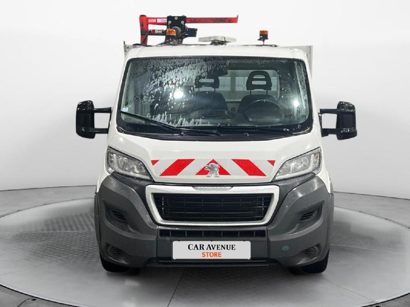 Used PEUGEOT Boxer CCb 435 L4 2.2 HDi 130 Confort SR 2015 Blanc Banquise € 15990 in Lesménils