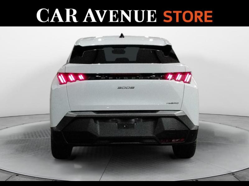 Used PEUGEOT 3008 1.2 Hybrid 136ch Allure e-DCS6 2024 Blanc Okénite (M) € 30690 in Lesménils