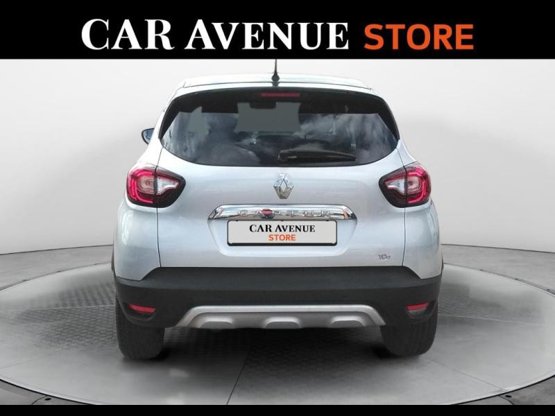 Used RENAULT Captur 0.9 TCe 90ch energy Intens 2017 Gris Cassiopée € 10590 in Lesménils
