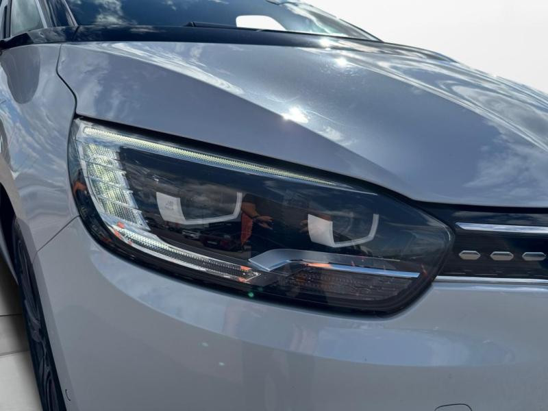 Occasion RENAULT Scenic 1.6 dCi 160ch energy Initiale Paris EDC 2017 Blanc 17290 € à Lesménils
