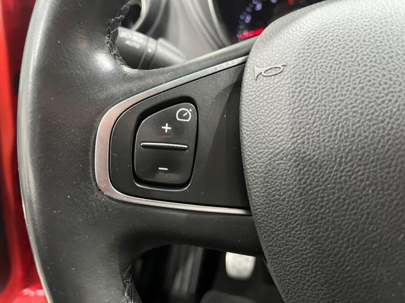 Occasion RENAULT Captur 1.5 dCi 110ch energy Intens 2017 Rouge 9990 € à Lesménils