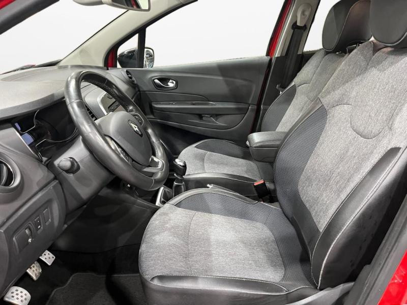 Occasion RENAULT Captur 1.5 dCi 110ch energy Intens 2017 Rouge 9990 € à Lesménils
