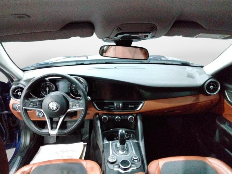 Occasion ALFA ROMEO Giulia 2.2 JTD 150ch Super AT8 2017 Bleu Montecarlo 17990 € à Lesménils