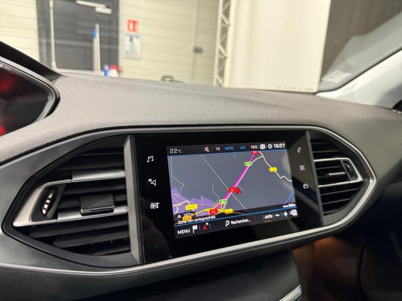 Occasion PEUGEOT 308 1.2 PureTech 130ch S&S Allure 2020 Bleu Vertigo 12340 € à Lesménils