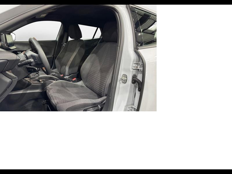 Used PEUGEOT 2008 1.2 PureTech 100ch S&S Active 2024 Blanc Okénite (M) € 16370 in Lesménils
