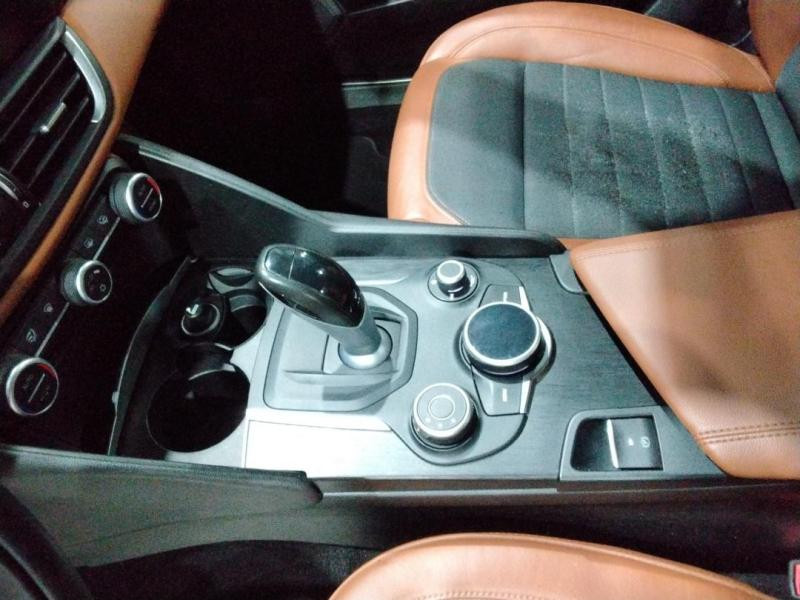 Occasion ALFA ROMEO Giulia 2.2 JTD 150ch Super AT8 2017 Bleu Montecarlo 17990 € à Lesménils