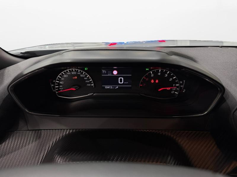 Used PEUGEOT 2008 1.2 PureTech 100ch S&S Active 2024 Blanc Okénite (M) € 16370 in Lesménils