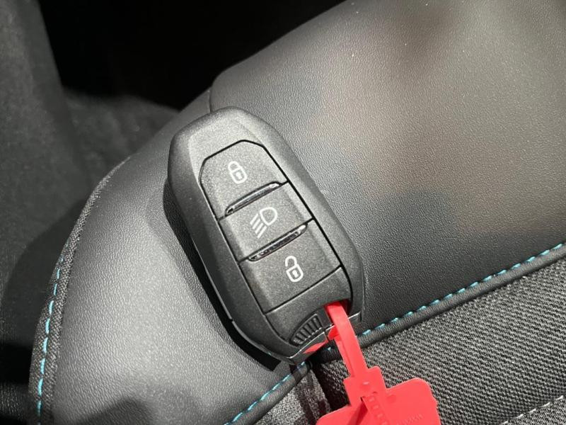 Occasion CITROEN C4 1.2 PureTech 130ch S&S PLUS 2024 Bleu Eclipse (M) 15990 € à Lesménils