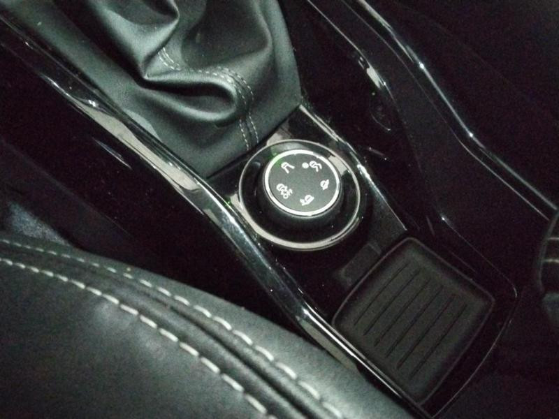 Used PEUGEOT 2008 1.6 BlueHDi 120ch Allure S&S 2015 Blanc € 9990 in Lesménils