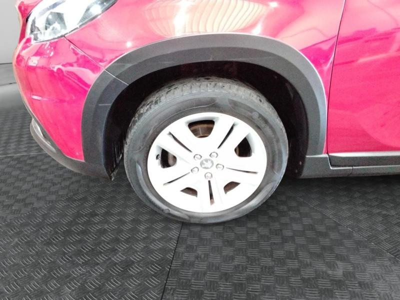 Occasion PEUGEOT 2008 1.5 BlueHDi 100ch E6.c Signature S&S BVM5 86g 2019 Rouge Ultimate 12490 € à Lesménils