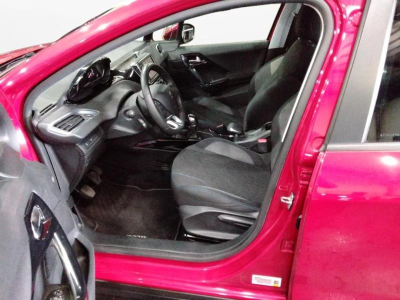 Occasion PEUGEOT 2008 1.5 BlueHDi 100ch E6.c Signature S&S BVM5 86g 2019 Rouge Ultimate 12490 € à Lesménils