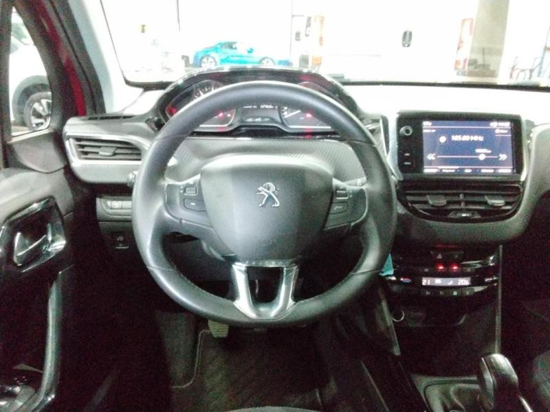 Occasion PEUGEOT 2008 1.5 BlueHDi 100ch E6.c Signature S&S BVM5 86g 2019 Rouge Ultimate 12490 € à Lesménils