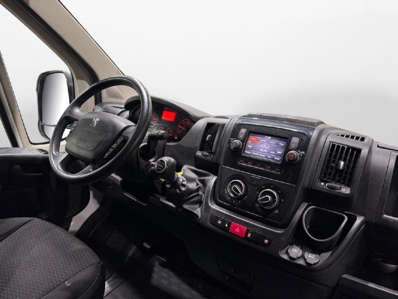 Used PEUGEOT Boxer Fg 333 L1H1 2.2 BlueHDi S&S 120ch Asphalt 2021 Blanc Banquise € 14990 in Lesménils