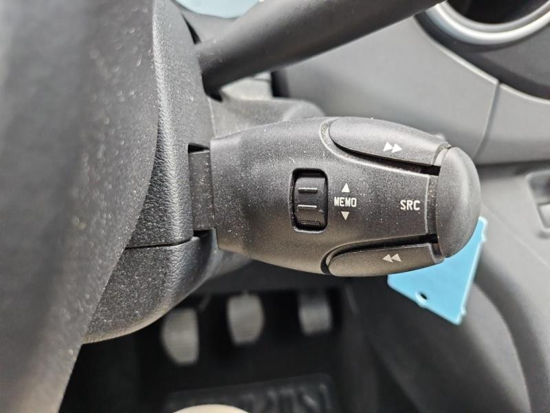 Used PEUGEOT Partner Tepee 1.2 PureTech Active S&S 2018 Blanc Banquise € 12990 in Lesménils