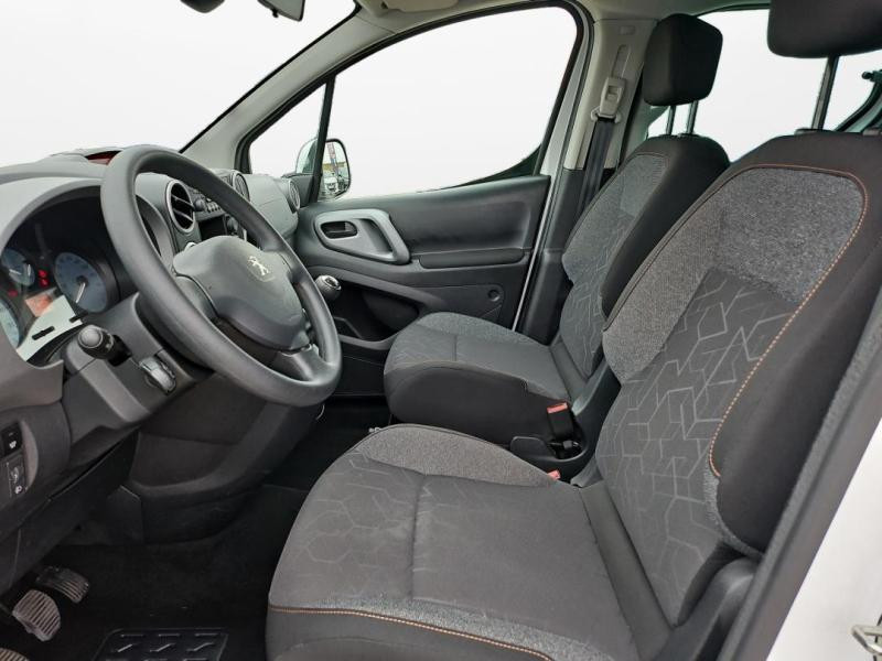 Used PEUGEOT Partner Tepee 1.2 PureTech Active S&S 2018 Blanc Banquise € 12990 in Lesménils