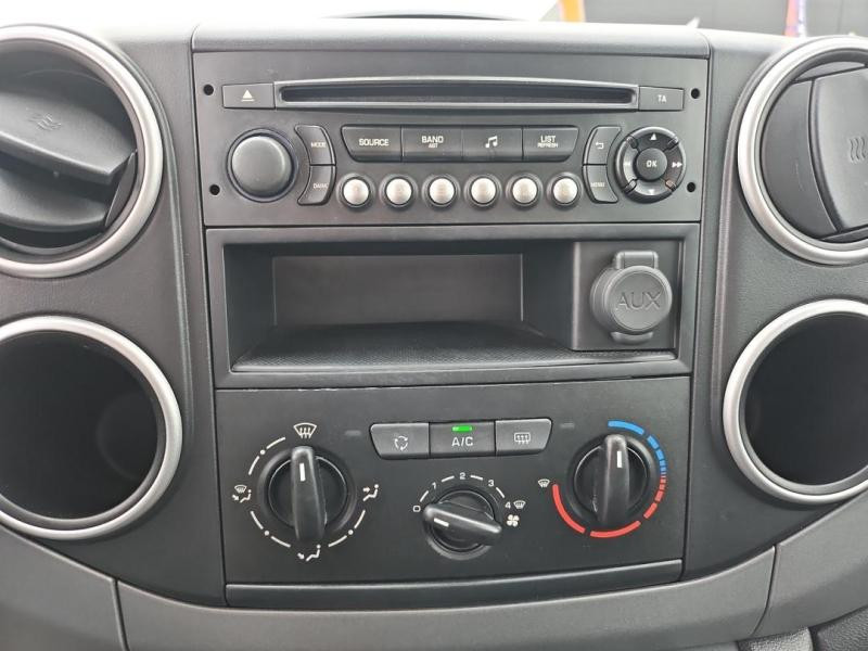 Used PEUGEOT Partner Tepee 1.2 PureTech Active S&S 2018 Blanc Banquise € 12990 in Lesménils
