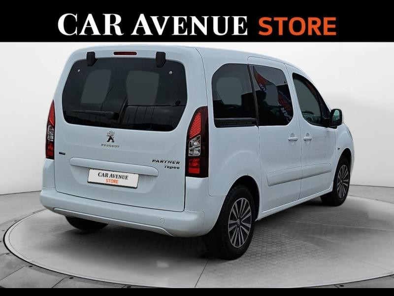 Used PEUGEOT Partner Tepee 1.2 PureTech Active S&S 2018 Blanc Banquise € 12990 in Lesménils