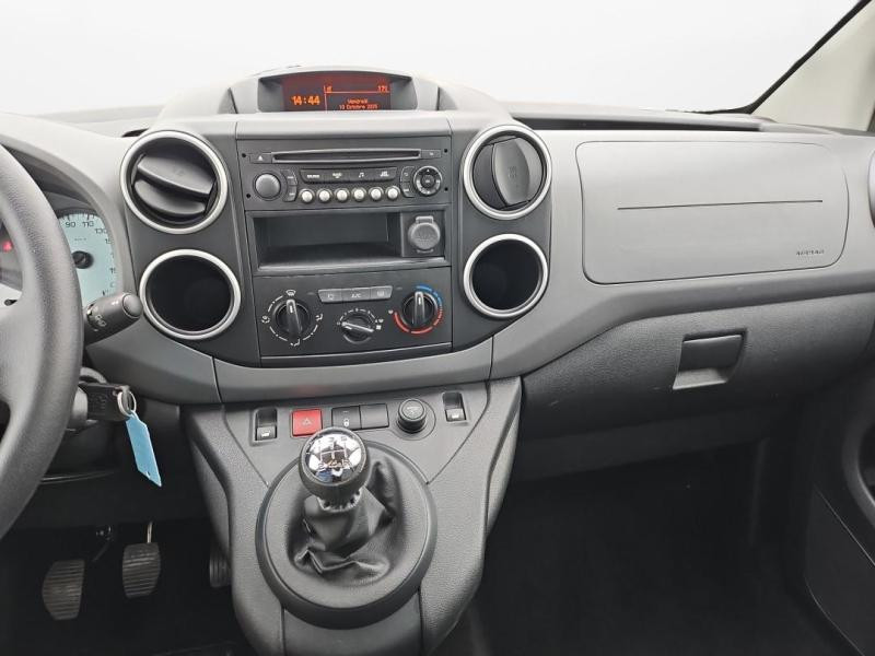 Used PEUGEOT Partner Tepee 1.2 PureTech Active S&S 2018 Blanc Banquise € 12990 in Lesménils