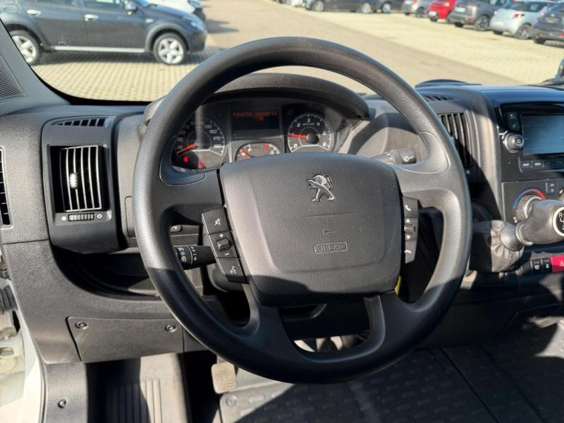 Used PEUGEOT Boxer Fg 330 L1H1 2.2 BlueHDi S&S 120ch Premium 2021 Blanc Banquise € 14990 in Lesménils