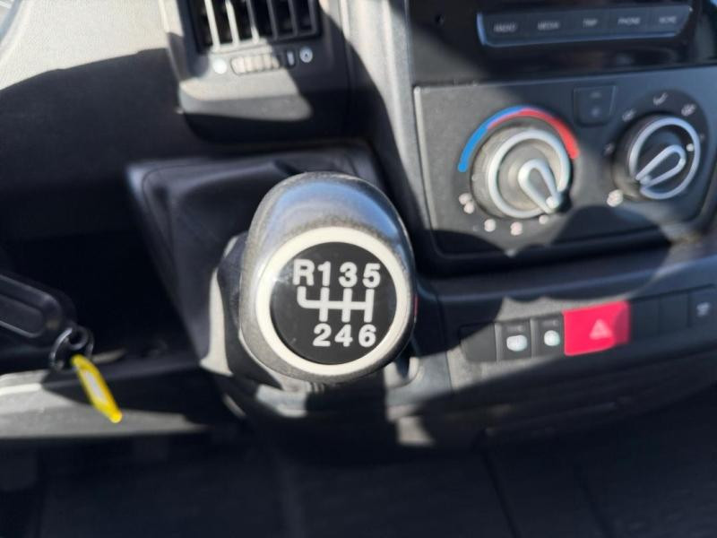 Used PEUGEOT Boxer Fg 330 L1H1 2.2 BlueHDi S&S 120ch Premium 2021 Blanc Banquise € 14990 in Lesménils