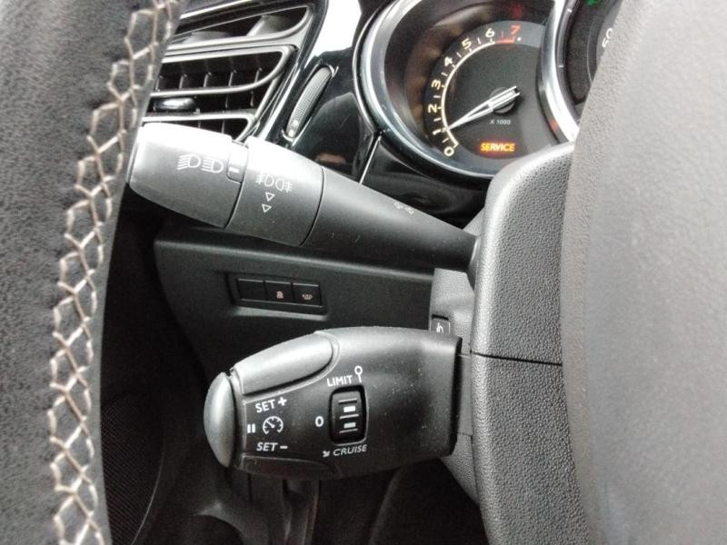 Occasion DS DS 3 PureTech 110ch So Chic S&S EAT6 2018 Noir 9490 € à Lesménils