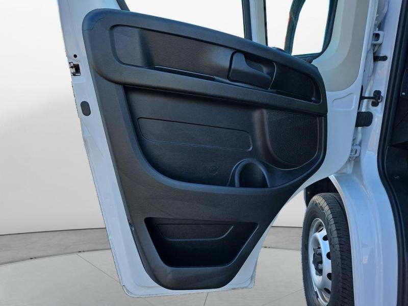 Occasion FIAT Ducato Fg MH1 3.0 120ch S&S 2023 Blanc Icy 26990 € à Lesménils