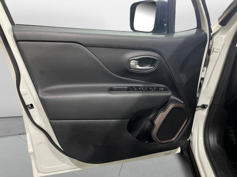 Used JEEP Renegade 1.3 Turbo T4 190ch 4xe Upland AT6 2022 Blanc € 24990 in Lesménils