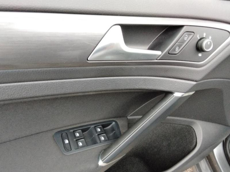 Occasion VOLKSWAGEN Golf 1.0 TSI 115ch Confortline Euro6d-T 5p 2019 Gris 17270 € à Lesménils