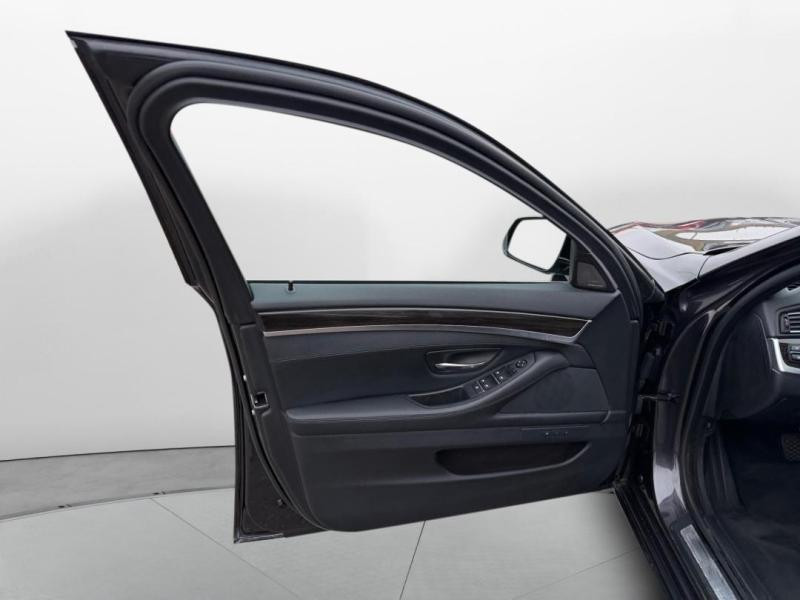 Used BMW Série 5 Touring 530dA xDrive 258ch Luxury 2016 Sophistograu € 28990 in Lesménils